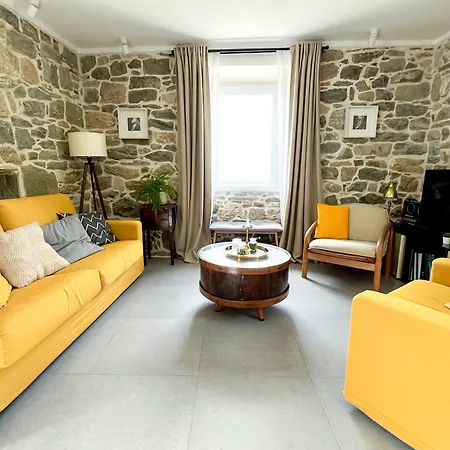 Old House Appartement Brela